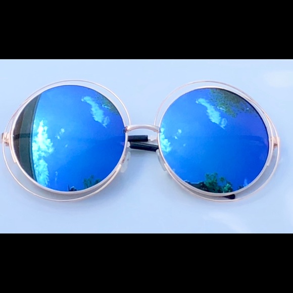 Women’s Sunglasses - Picture 1 of 1